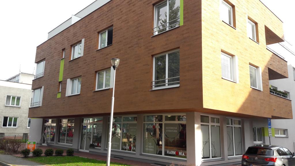 Modern City Center Apartment With Private Parking Martin Exterior foto